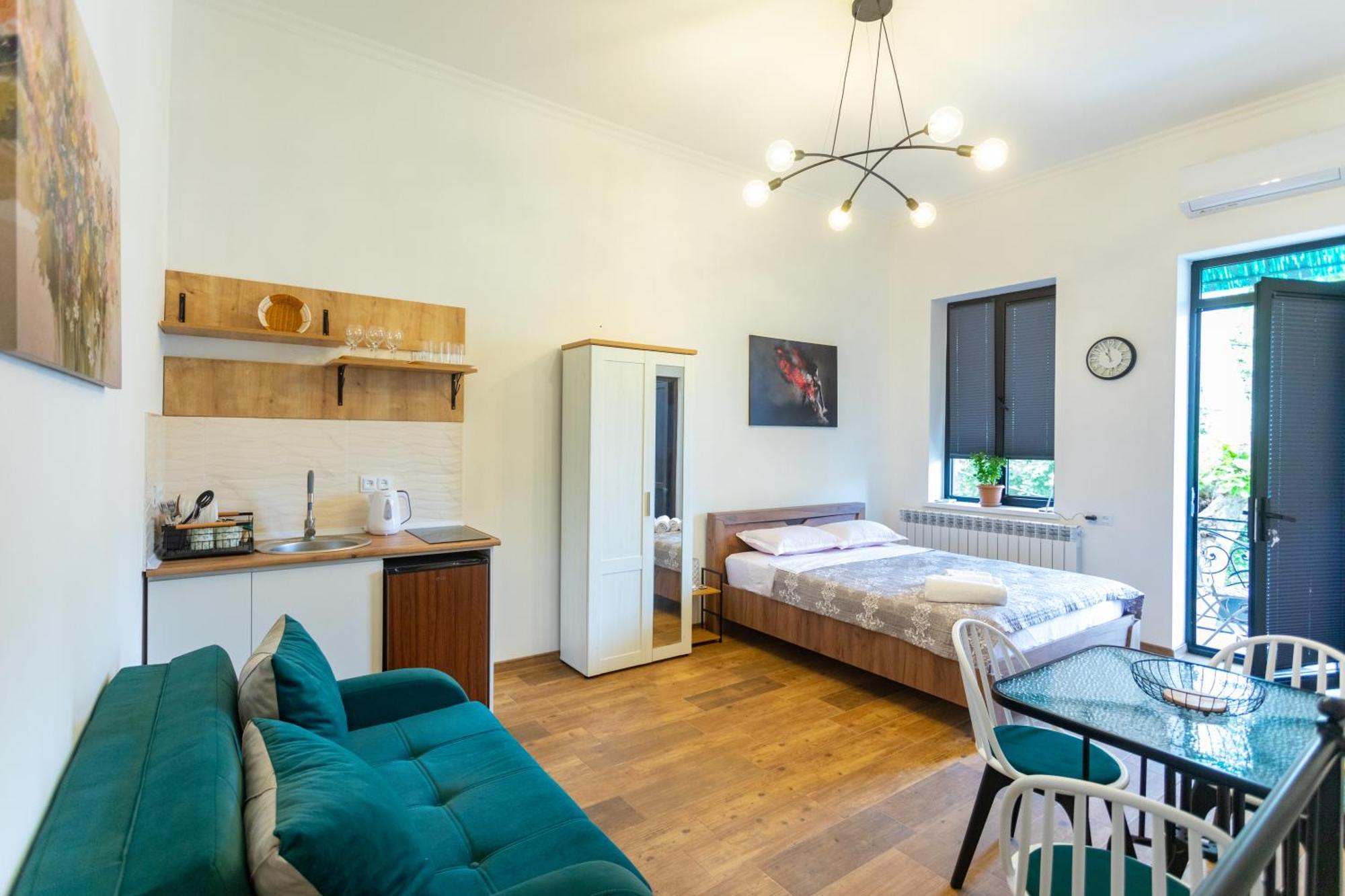 Mulberry Ბჟოლები Apartment Kutaisi Exterior photo